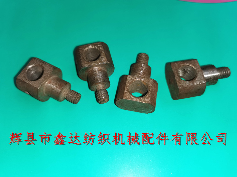 Point pecking chicken and rice pecking accessories