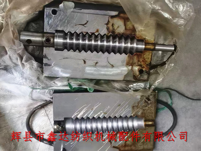 Textile accessory mold sheet shuttle rubber sleeve