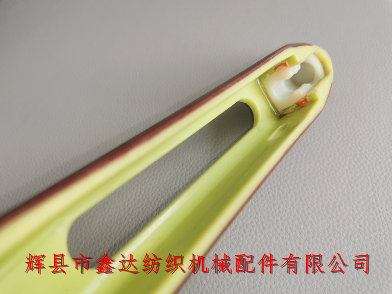 Schematic diagram of coreless shuttle chuck